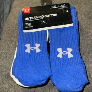 UNDER ARMOUR socks